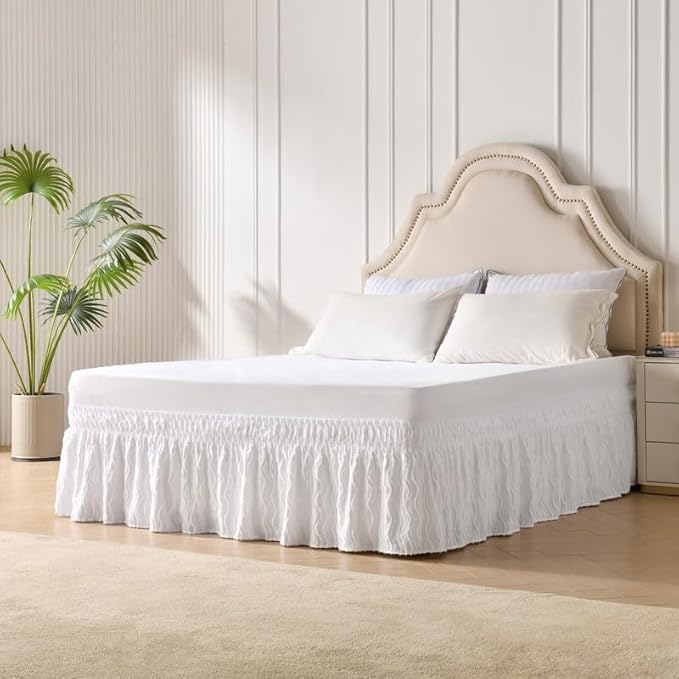 MIYE Wavy Tufted Bed Skirt - Wrap Around Dust Ruffle with Elastic Belts - 18 Inch Drop Easy to Put On - Bedskirt Machine Washable ＆ Wrinkle Resistant(Wavy/White, King/Queen-18 Drop)