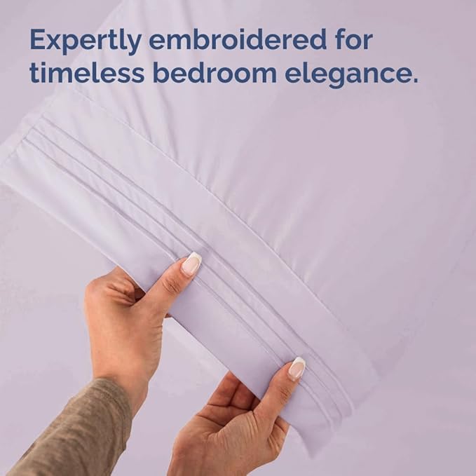 Queen Pillow Cases Set of 4 - Ultra Soft Hotel Quality Pillowcase Covers - Comfy, Cozy & Wrinkle Free - Shrinkage and Fade Resistant - Machine Washable Pillow Protectors - 4 Piece Set - Light Lavender