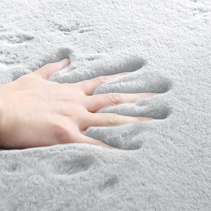 Faux Rabbit Fur Washable Rugs for Bedroom Light Grey Fluffy Rug for Living Room Non Slip Faux Fur Rug for Hallway 2x6 Shaped Rugs