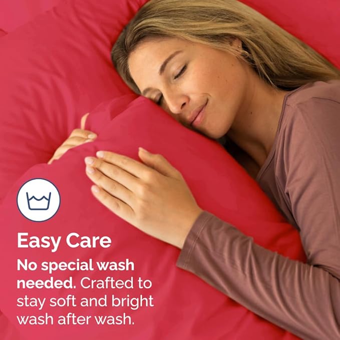 Queen Pillow Cases Set of 4 - Ultra Soft Hotel Quality Pillowcase Covers - Comfy, Cooling & Wrinkle Free - Shrinkage, Stain & Fade Resistant - Machine Washable Pillow Protectors - 4 Piece Set - Red