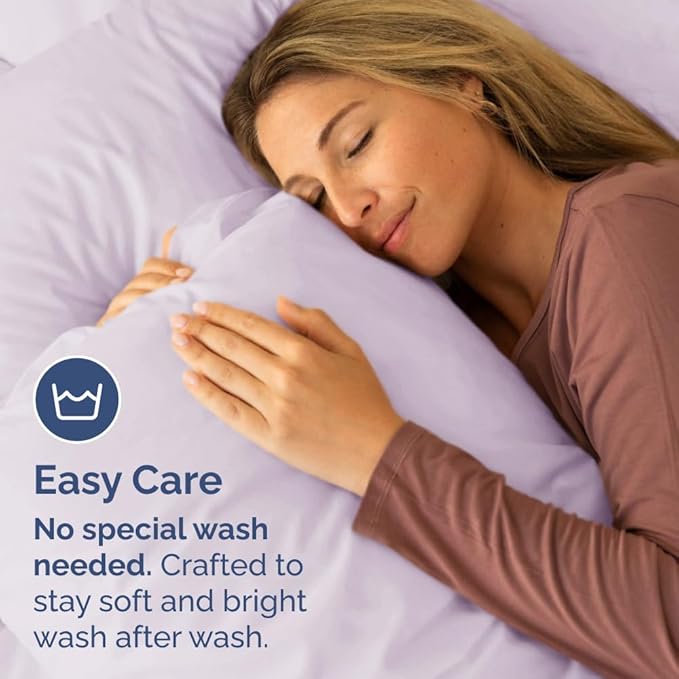Queen Pillow Cases Set of 4 - Ultra Soft Hotel Quality Pillowcase Covers - Comfy, Cozy & Wrinkle Free - Shrinkage and Fade Resistant - Machine Washable Pillow Protectors - 4 Piece Set - Light Lavender
