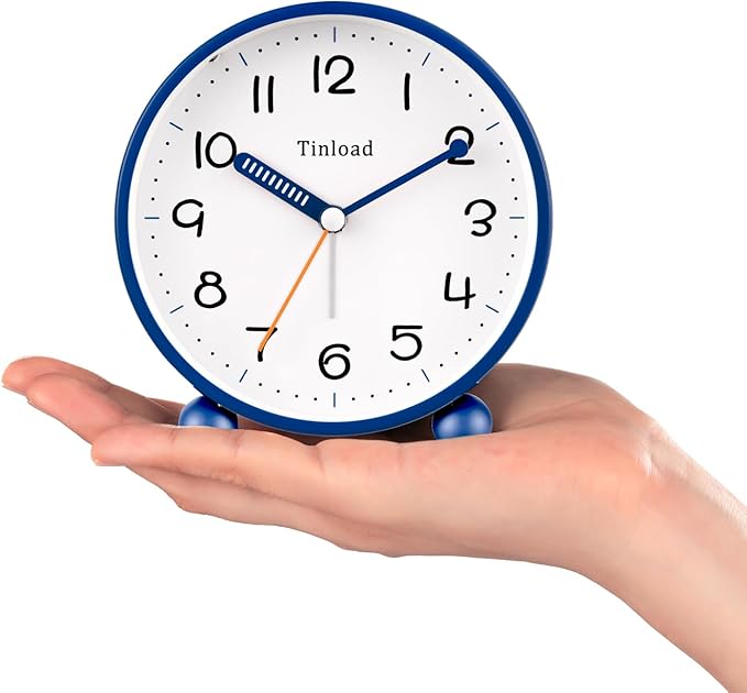 4.5" Antique Retro Analog Alarm Clock, Small Silent Battery Operated Clock with Manual Light, Snooze, Vintage Decor for Bedroom, Living Room, Office, Bedside,Desk（Blue）