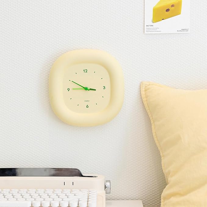 mooas Cute Mini Analog Marshmallow Clock 6.9 Inch Aesthetic Small Silent Bedside Desk Clock Battery Operated Non-Ticking Shelf Clocks for Décor Livingroom Bedroom Kitchen Desktop Gift Clock(Yellow)