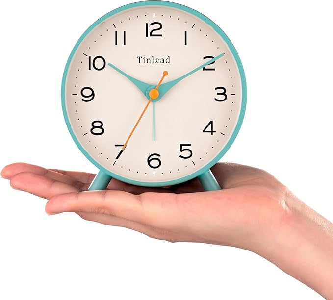 4.5" Antique Retro Analog Alarm Clock, Small Silent Bedside Desk Clock,Lighted on Demand, Battery Operated, Snooze, for Living Room, Bedroom, Bedside(Green)