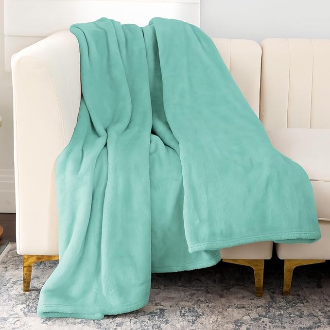 Nicole Miller Oversized Plush Fleece Throw Blanket – Ultra Soft, Lightweight & Cozy – 60" x 70" Warm Flannel Blanket for Couch, Bed & Travel – Machine Washable (Aqua)