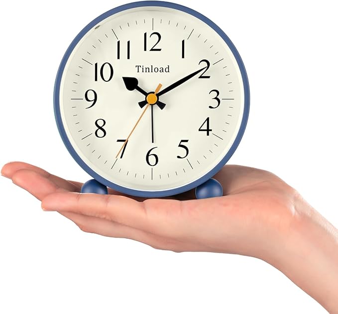 4.5" Vintage Retro Analog Alarm Clock, Super Silent Non Ticking Small Clock with Manual Light, Snooze, Battery Operated, for Living Room, Bedroom, Bedside, Desk(Blue)