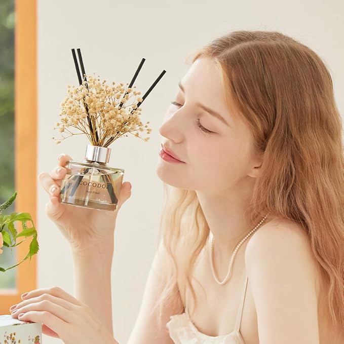 COCODOR Preserved Flower Reed Diffuser/Cedar Wood/6.7oz/1Pack / Home Fragrance Scent Essential Oil Stick Diffuser for Bedroom Bathroom Home Decor