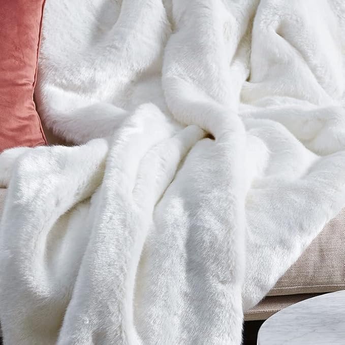 White Faux Fur Rug 5x8 Rugs for Living Room Shag Washable Area Rug Fuzzy Rugs for Bedroom Girl Room Decor Rectangle Rug
