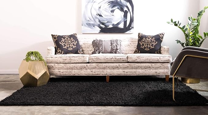 Unique Loom Solid Shag Collection Area Rug (4' 1" x 6' 1" Rectangle, Jet Black)
