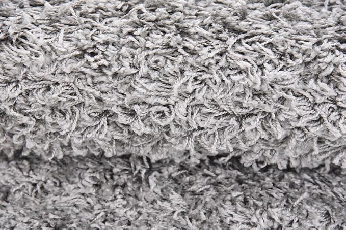 Unique Loom Solid Shag Collection Area Rug (4' 1" x 6' 1" Rectangle, Cloud Gray)