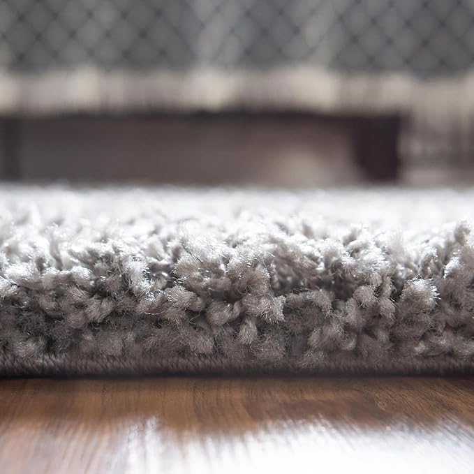 Unique Loom Solid Shag Collection Area Rug (8' Octagon, Cloud Gray)