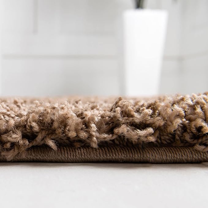 Unique Loom Solid Shag Collection Area Rug (7' 1" Round, Sandy Brown)