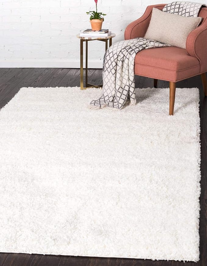 Unique Loom Solid Shag Collection Area Rug (5' 1" x 8' Rectangle, Snow White)