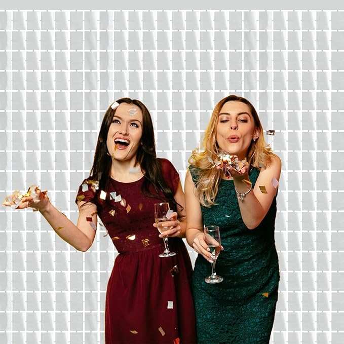 GOER Silver Party Backdrop Metallic Tinsel Foil Fringe Curtains Photo Booth Props for New Year's Eve Graduation Wedding Baby Shower Bachelorette Christmas Holiday Celebration Party Decorations