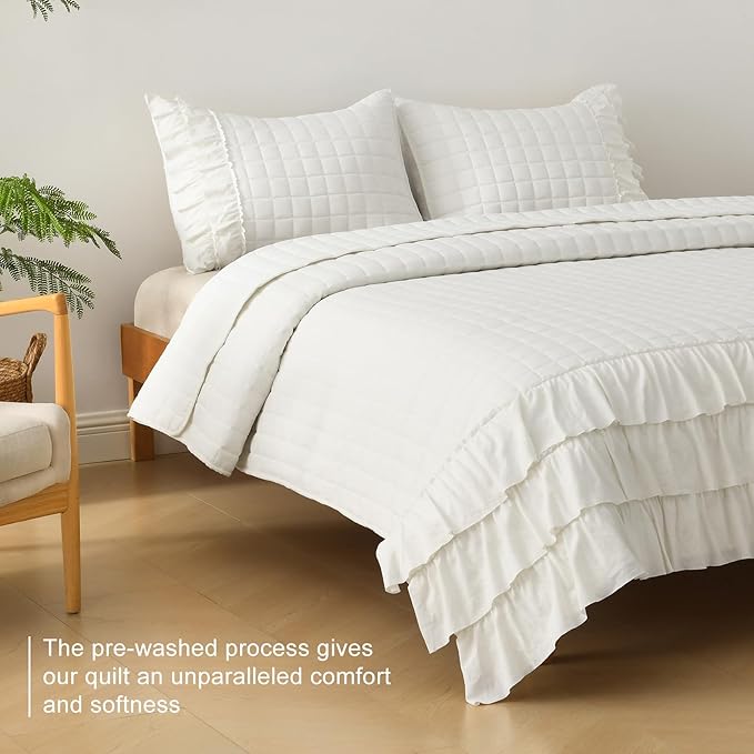HORIMOTE HOME Ivory Ruffled Quilt Set Queen Size, Classic Geometric Square Stitched Pattern, Pre-Washed Farmhouse Shabby Chic Microfiber Lightweight Bedding Set Bedspread Coverlet for All Season