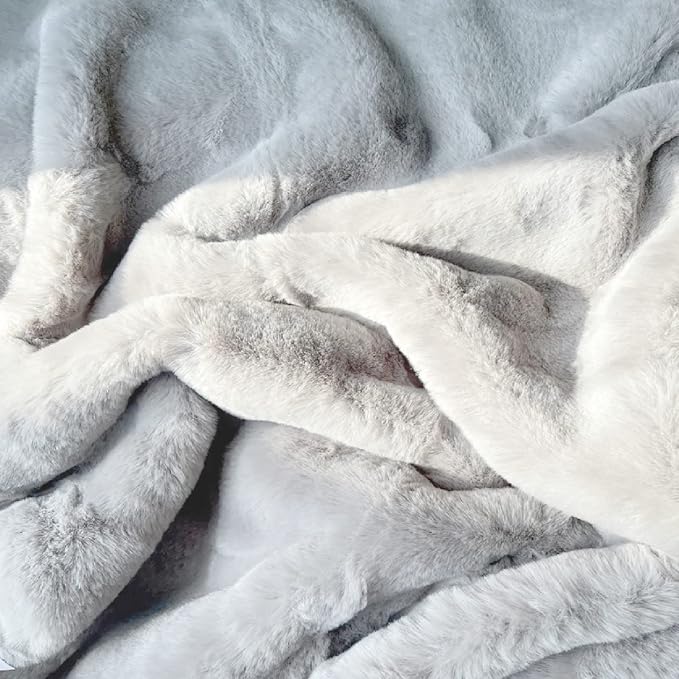 Grey Faux Rabbit Washable Furry Fur Area Rugs for Living Room Bedroom Gray Fluffy Sheepskin Rug Nursery Decor 4x6 Area Rug