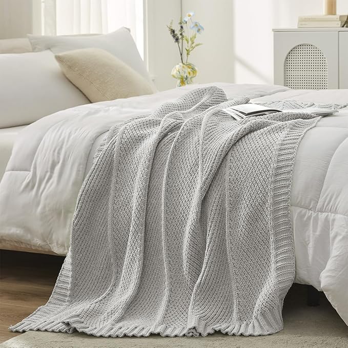 Amélie Home Chevron Chenille Knit Throw Blanket for Couch, Cozy Texture Decorative Soft Blanket for Sofa & Chair, 50"x60", Light Grey