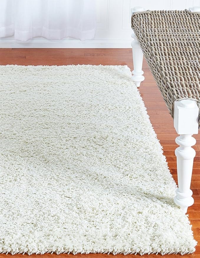 Unique Loom Solid Shag Collection Area Rug (4' 1" x 6' 1" Rectangle, Pure Ivory)