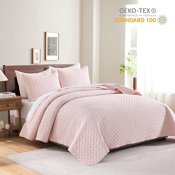 HORIMOTE HOME Quilt King Size Light Pink, Lightweight Quilt for Summer Ultra-Soft Microfiber Modern Style Quilted Clouds Pattern Bedspread Quit Set 3 Pieces(1 Quilt and 2 Pillow Shams)