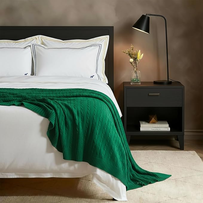100% Cotton Cable-Knit Throw Blanket: 60" x 70", Ultra Soft, Breathable, All-Season Comfort & Versatility, Ideal for Couch, Bed, Travel and Gifting (Green)