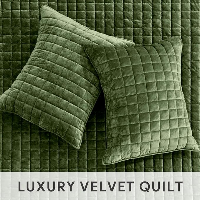 RECYCO Luxury Velvet Quilt Set King Size Bedding Sets, Ultra Soft Velvet Comforter Set, Lightweight Channel Box Stitch Oversized Bedspread Coverlet for All Season, with 2 Shams, Loden Green