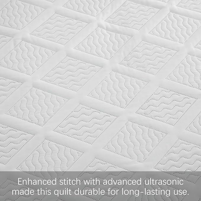 Yiran White Quilt Set King Size Fall Bedspreads Embossed Diamond Pattern 3 Piece Soft Microfiber Coverlet for All Season with 2 Pillow Shams (King, 106x96 Inch)