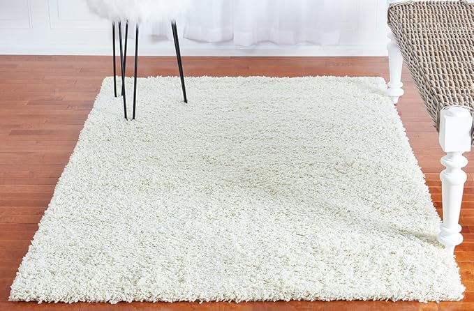 Unique Loom Solid Shag Collection Area Rug (4' 1" x 6' 1" Rectangle, Pure Ivory)