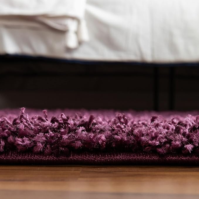 Unique Loom Solid Shag Collection Area Rug (6' 1" Round, Eggplant Purple)
