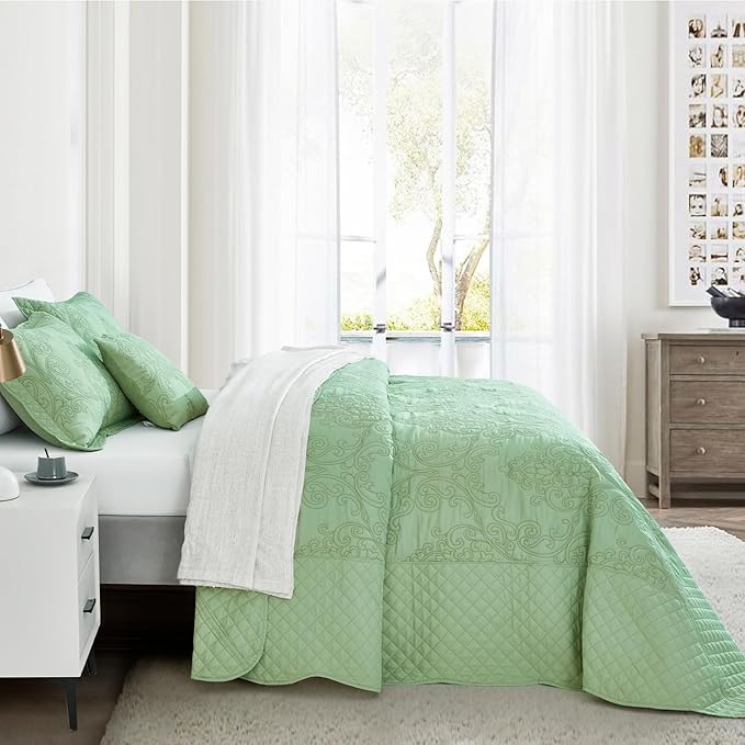 CHIXIN Bedspread Coverlet Set Queen Size - Lightweight Bedding Cover - Beautiful Stitching - 5 Piece Reversible Bedspread - Luxury Damask Paisley Pattern (Queen, Peak Green)