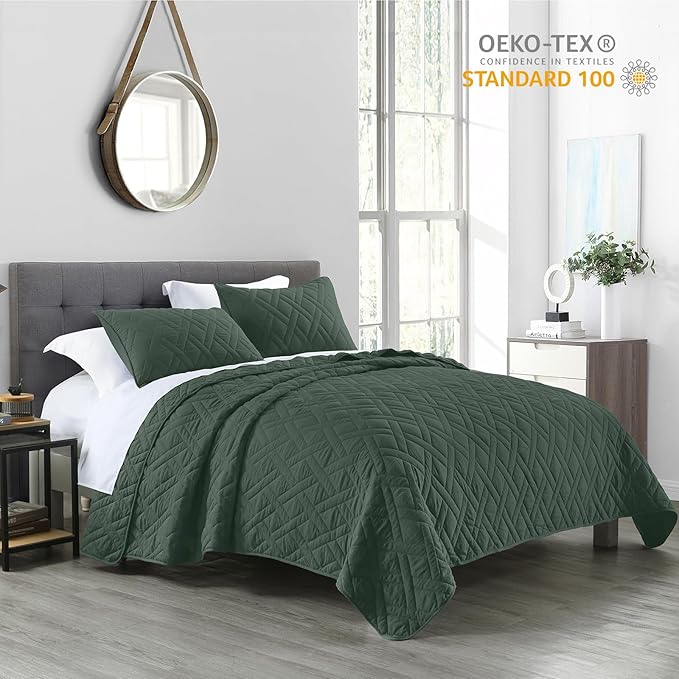 HORIMOTE HOME Quilt Set Queen Size Dark Green, Classic Geometric Diamond Stitched Pattern, Ultra Soft Microfiber Lightweight Bedding Bedspread Coverlet for All Season with 1 Quilt 2 Pillow Shams