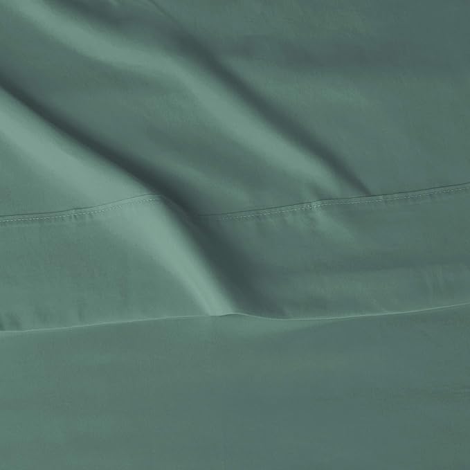 Amazon Basics Lightweight Super Soft, Wrinkle-Free Easy Care Breathable Microfiber 4-Piece Bed Sheet Set with 14-Inch Deep Pockets, Full, Emerald Green, Solid