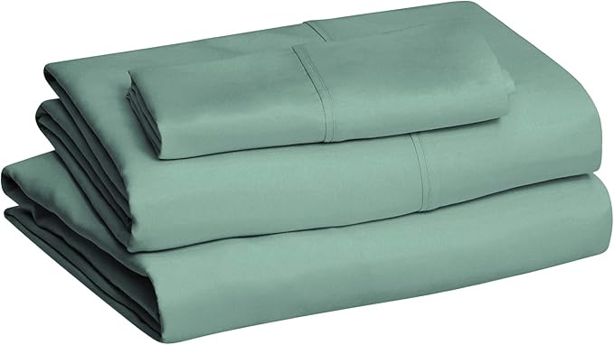 Amazon Basics Lightweight Super Soft Easy Care Wrinkle Free Microfiber 3 Piece Bed Sheet Set with 14-Inch Deep Pockets, Twin, Emerald Green, Solid, Kids, Men & Women Bedding (Pack of 4)
