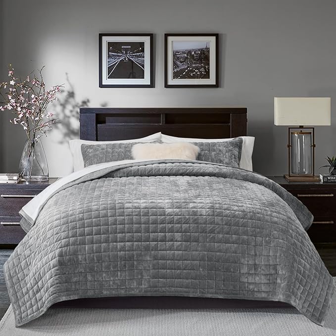 RECYCO Luxury Velvet Quilt Set Twin/Twin XL Size, Lightweight Velvet Comforter Set, Oversized Bedspread Coverlet Quilted Bedding Set, with 1 Matching Pillow Sham, for All Season, Gray