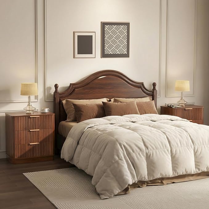 LYNCOHOME Fluted Night Stand Set of 2, Large 3 Drawer Nightand, Wood Bedside Table, Multifunctional Bed Side Table & End Table, Dresser for Bedroom, Living Room Closet, Walnut