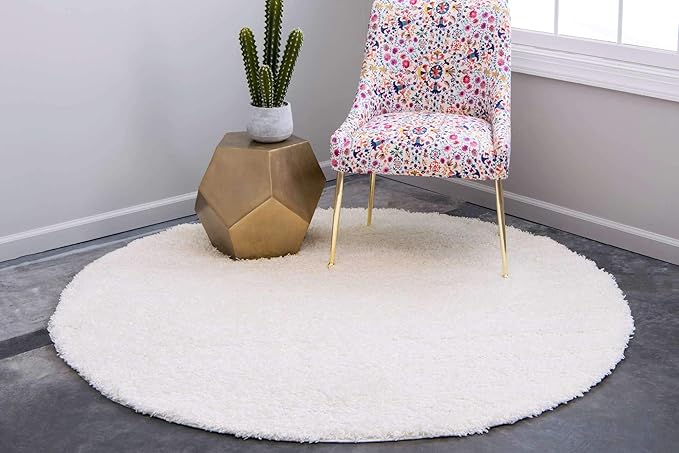 Unique Loom Solid Shag Collection Area Rug (6' 1" Round, Snow White)