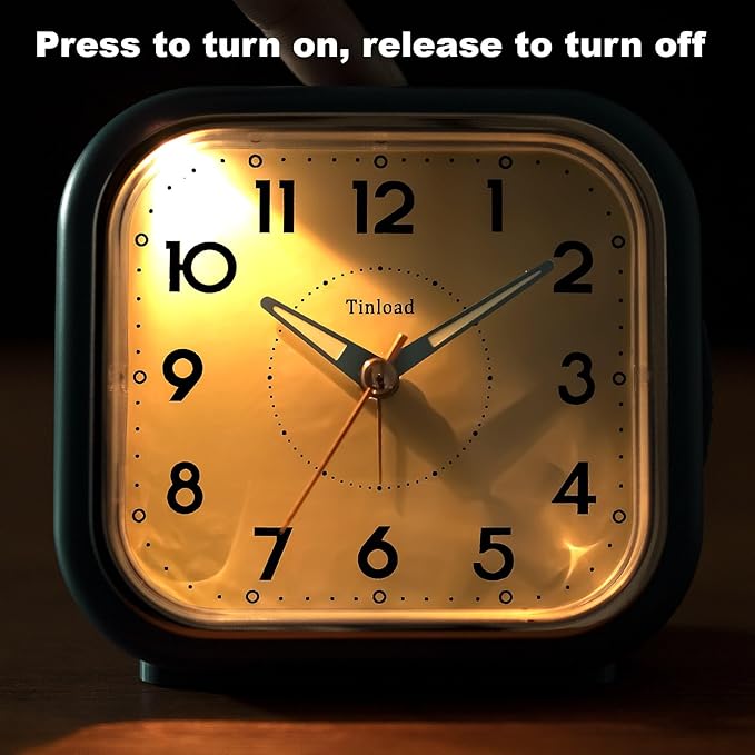 4.5" Vintage Retro Analog Alarm Clock, Super Silent Non Ticking Clock with Manual Light, Snooze, Battery Operated, Simply Design, for Living Room, Bedroom, Bedside, Desk(Green)