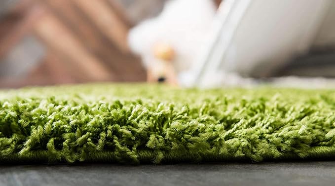 Unique Loom Solid Shag Collection Area Rug (2' x 6' 5" Runner, Grass Green)