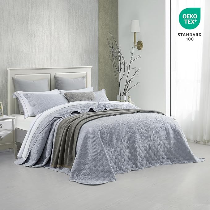 CHIXIN Oversized Bedspread Coverlet Set King Size - Lightweight Bedding Cover - Ultrasonic Quilting - 5 Piece Reversible Bedspread - Elegant Damask Paisley Pattern (King, Light Grey)