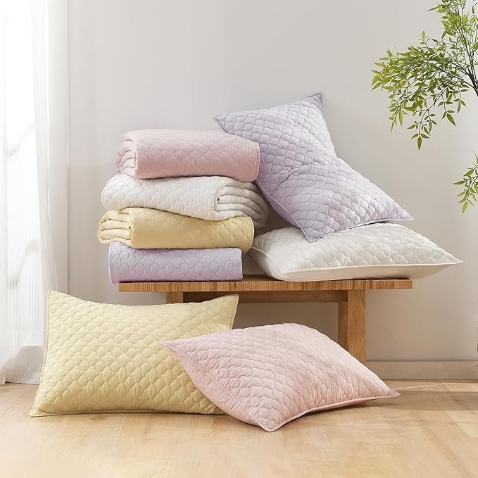 HORIMOTE HOME Quilt King Size Light Pink, Lightweight Quilt for Summer Ultra-Soft Microfiber Modern Style Quilted Clouds Pattern Bedspread Quit Set 3 Pieces(1 Quilt and 2 Pillow Shams)