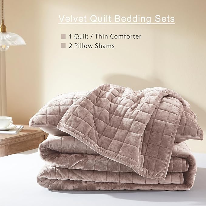 LEAONME Velvet Quilt California King-118''x106'', Lightweight Dusty Pink Comforter Set with 2 Pillow Shams, Soft Oversized Bedspread Coverlet Quilted Bedding Set for All Season