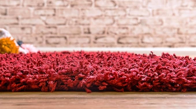 Unique Loom Solid Shag Collection Area Rug (2' 6" x 16' 5" Runner, Cherry Red)