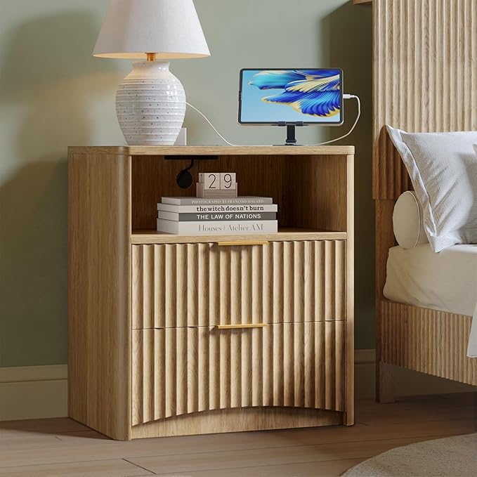 Evermagin Fluted Nightstand with Charging Station, Natural Oak Bedside Table with 2 Drawers, Wood End Table with Storage Mid Century Modern, Large Night Stand for Bedroom