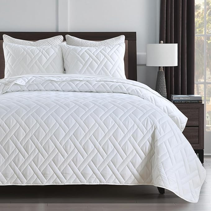 HORIMOTE HOME Quilt Set King Size White, Classic Geometric Diamond Stitched Pattern, Ultra Soft Microfiber Lightweight Bedding Set Bedspread Coverlet for All Season (1 Quilt and 2 Pillow Shams)