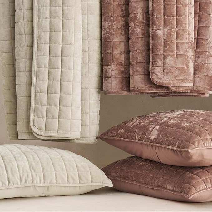 RECYCO Luxury Velvet Quilt Queen Size Bedding Set, Ultra Soft Velvet Comforter Set, Lightweight Quilted Channel Box Stitch Oversized Bedspread Coverlet for All Season, with 2 Shams, Terracotta Clay