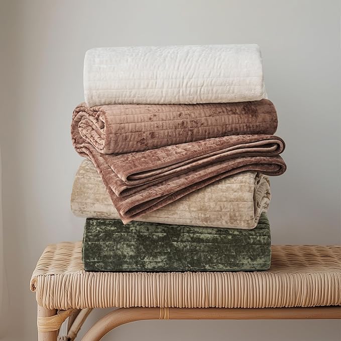EVERGRACE Velvet Quilt Set Full Queen Size, Luxurious Soft Striped Channel Bedding Set, Lightweight Velvet Comforter for All Season, Oversized Bedspread Coverlet with 2 Matching Shams, Terracotta Clay