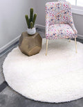 Unique Loom Solid Shag Collection Area Rug (6' 1" Round, Snow White)