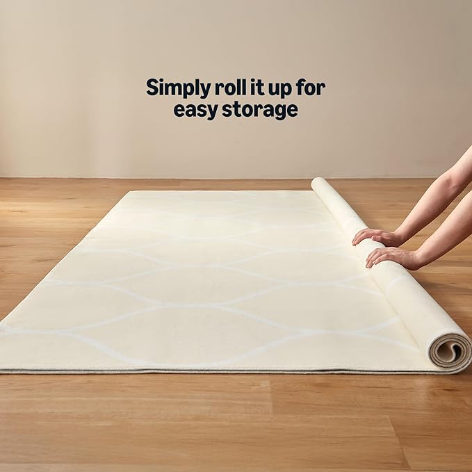 Amazon Basics Thin Indoor Area Rug, Geometric Printed Washable Home Decor Carpet for Living Room Bedroom, 4' W × 6' L, Beige Geometric