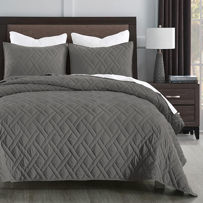 HORIMOTE HOME Quilt Set Queen Size Grey, Classic Geometric Diamond Stitched Pattern, Microfiber Ultra Soft Lightweight Bedspread Coverlet for All Season, 3 Piece Includes 1 Quilt and 2 Shams