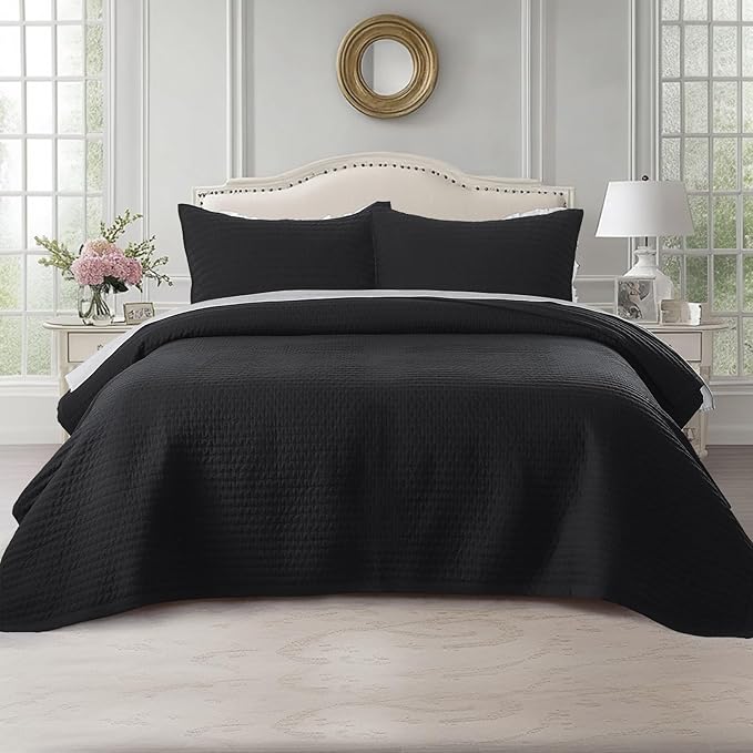KASENTEX King XL Quilt Set 108"x98" – Soft Washed 3-Layer Lightweight Bedspread, Minimalist Nordic Design, All-Season Spring & Summer Quilt Set (1 Quilt + 2 Pillow Shams), Jet Black