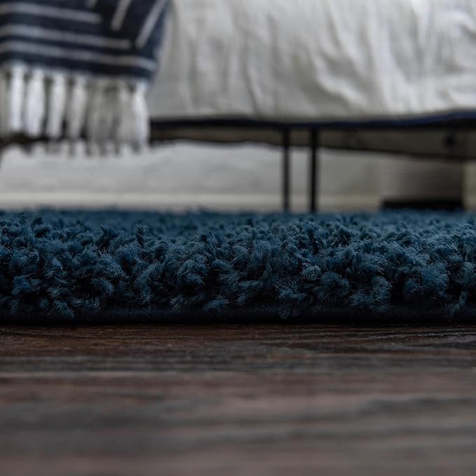 Unique Loom Solid Shag Collection Area Rug (3' 3" Round, Sapphire Blue/ Navy Blue)